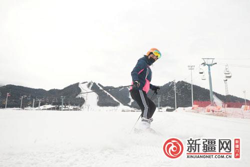 乌鲁木齐市文旅局推出春季惠民举措 2000张滑雪体验卡免费送给你