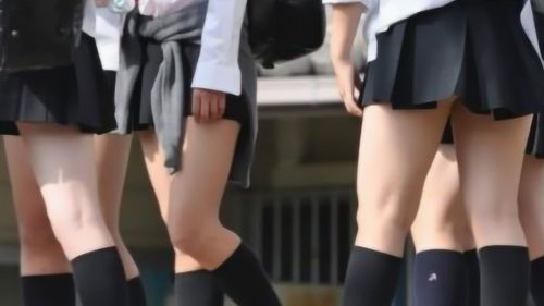 日本女性为何偏爱穿裙子,即使下雪也要穿,原来背后另有玄机 