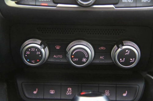 暖风 AC键 用错,车内冷还有雾 原来AC键应该这样用