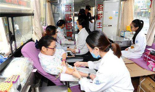 献血到底有没有坏处 都说医护人员不愿意献血,这是真的吗