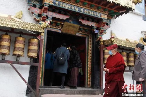 西藏拉萨寺庙逐步恢复开放