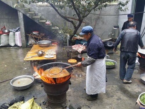 大口喝酒 大块吃肉 ,这一天很多人却吃不下 