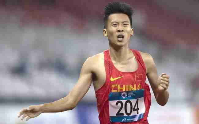室内赛李俊霖破男子米全国纪录 黄常洲三连冠