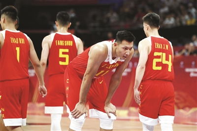 中国男篮只有1名队员海外效力，世界杯32队中有22队超过半数人员在海外