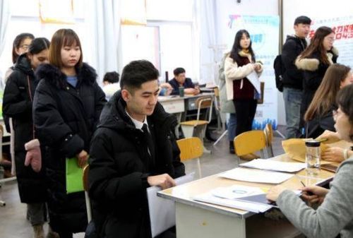 本人普通二本生物师范生，去深圳公办中小学任教困难吗(深圳生物老师)