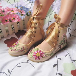 非常非常漂亮...中国古风的鞋,绣花鞋