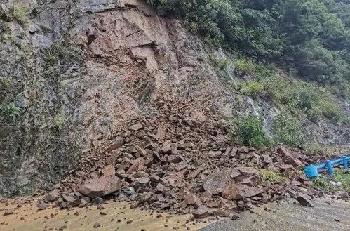 多地汛期道路灾害频发, 黑科技 让防汛抗洪更智慧