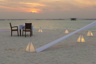 马尔代夫伊露岛晚霞一场美丽的视觉盛宴（马尔代夫希尔顿伊露岛）