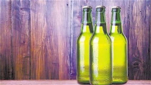 为什么啤酒瓶大多是绿色的,不能做成透明的吗 原来如此