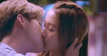 盘点5位花旦的荧幕初吻,她当时献给了男友,刘亦菲被导演强加吻戏