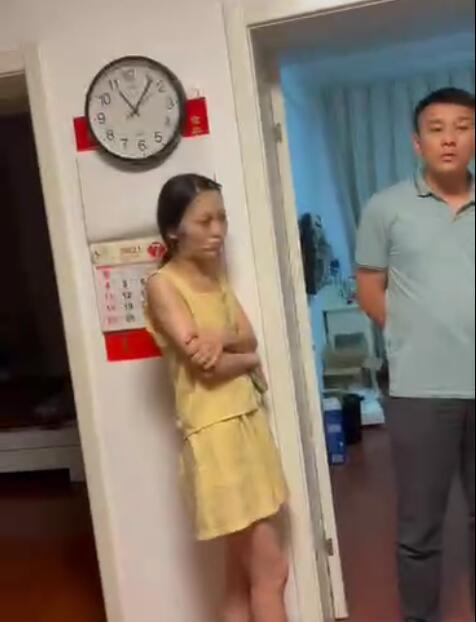 老公和小叔一起搞我了 我和女学生的疯狂一夜 女老师两腿夹住我