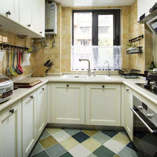 厨房空隙怎么弄好看的，厨房橱柜深处怎么利用(厨房缝隙柜)