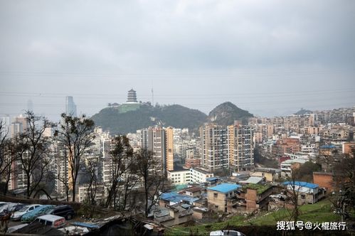 贵阳仙人洞道观,一条路都是算命,里面的道士会武功