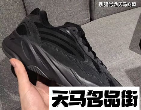 yeezy 700哪个配色最好看 yeezy 700配色排行