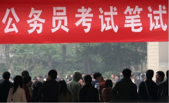 大学生实习时,不要轻易签三方协议,可能会丢失 应届生 身份