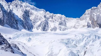 玉龙雪山坐车停在哪里 玉龙雪山停车场收费标准(云龙谷停车场收费标准电话)