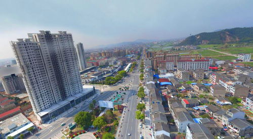 浙江台州临海市最大的镇,人口超20万,是全国千强镇