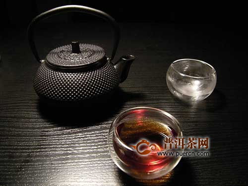 安化黑茶可以调月经吗,经期可以喝黑茶吗?