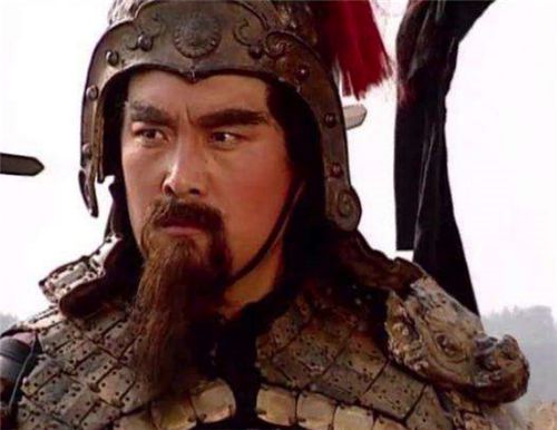 25岁追杀曹操,29岁追杀刘备,46岁追杀孙权,这名虎将到底是谁
