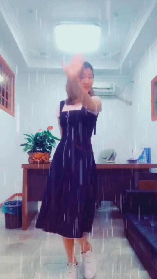 试一试,下雨哒哒哒哒哒哒 