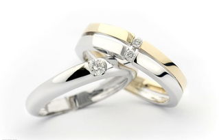 求婚选择金戒指还是钻戒 