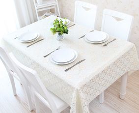 为桌子换个心情,给自己一个舒心的家,这10款餐桌布让吃饭温馨