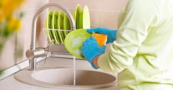 洗碗布剪一刀,洗碗速度快一倍,省下不少水费