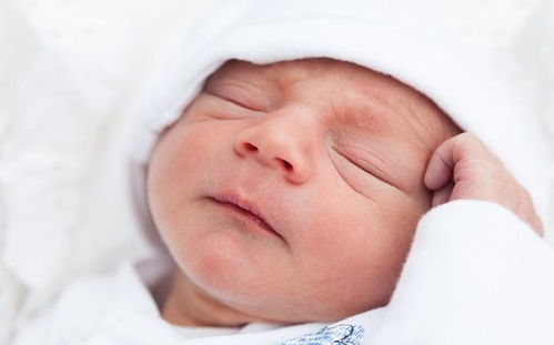 宝宝出生后在医院进行检查身体,新生儿42天应该做哪些检查