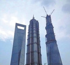 上海中心 外形被网友戏称神似 打蛋器 