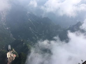 去张家界旅游天门山一日游难得看到的人间仙境美景