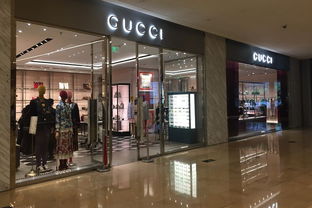 苹果 LV和Gucci纷纷降价 广州有专卖店客流堪比双休