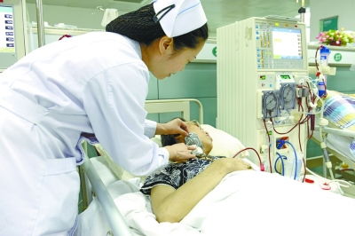 江城数百项护士小发明 愁嫁 受制众多因素 