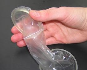 避孕套：前面要留多大空隙(避孕套的长度有短的吗)