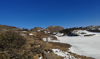 禄劝轿子雪山