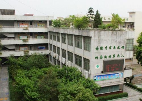 广州市白云区人和镇高增一村,停车场收费标准(白云区小区停车场收费标准)