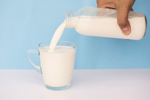 牛奶洗脸？用纯牛奶洗脸的正确方法