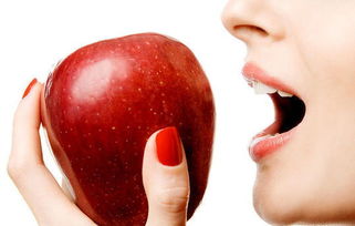 世界上所有女人爱吃苹果吗 看完就知道了