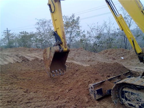 郑州挖掘机维修学校 挖掘机学校 发达学校 