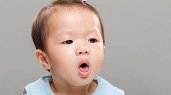 婴儿喝奶一直要咳嗽,宝宝吃奶喝水时每次都咳嗽时怎么回事?是咽喉