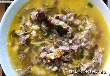 酸汤肥牛,比吃火锅更鲜更嫩,做法很简单,酸辣开胃,越吃越想吃