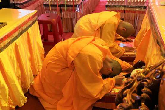 正月初三 初四中华国际佛教闻修正法会隆重举行系列祈福大法会 