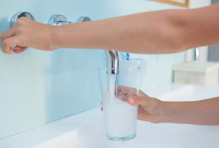 家里到底该不该装净水器 教你三点基础知识,饮水更健康