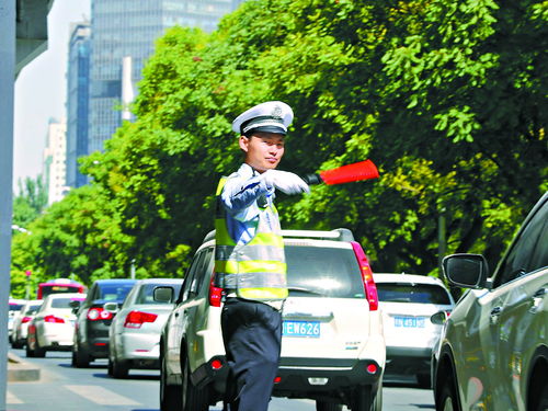 2018杭州高考哪些道路交通管制限行(丽水货车大型停车场收费标准)