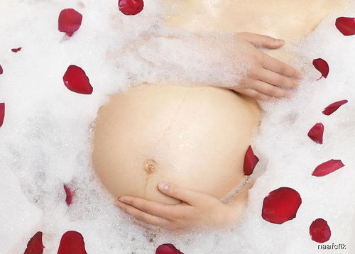 孕期洗澡要留意,稍不留神就容易伤害宝宝