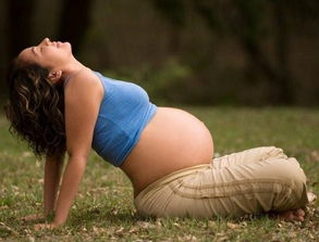 孕期留长发会造成胎儿营养不良吗孕妈孕期一定就要挥泪剪短发吗