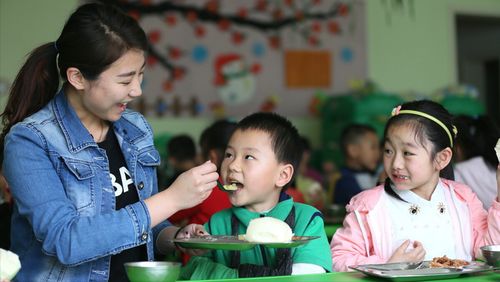 现在很多教师家庭出身的孩子毕业后不想当(考)教师，为什么(教师子女不愿意当教师,是因为什么?4点原因,真相了)