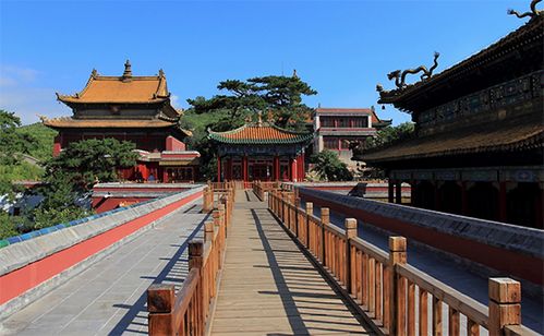 中国最 值钱 的寺庙,耗费黄金750千克,屋顶建有800条金龙