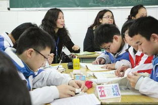 做笔记 吃食堂 老爸老妈过了把 学生瘾