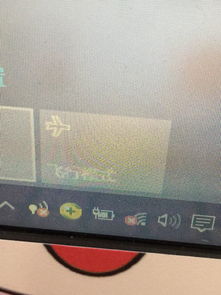 新硬盘接上后win10不显示器