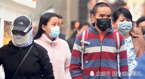 疫情期间,中国女子在国外高价售卖口罩,结果遭到逮捕口罩也被没收